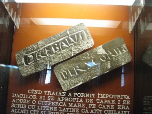Inscriptia Decebal Perscorilo de la muzeul national Alba Iulia